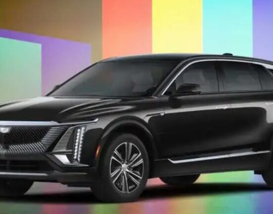 نئی گاڑی کی خوشبو کینسر کے خطرات میں اضافہ کرسکتی ہے، تحقیق