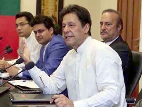 ق لیگ پی ٹی آئی کا حصہ بن جائیگی،یہ نگران سیٹ اپ کو طول نہیں دے پائیں گے،عمران خان
