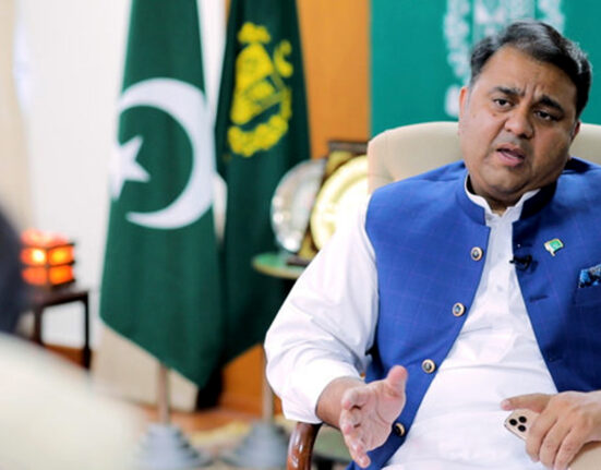 شبلی فراز سمیت کسی نے نہیں کہا کہ عمران خان زمان پارک میں موجود نہیں، فواد چوہدری