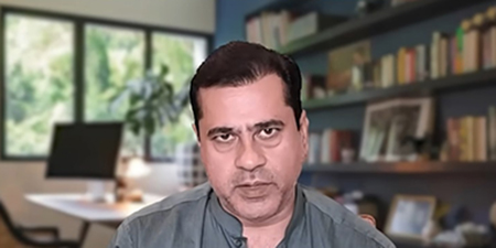 ایف آئی اے نے”عمران ریاض کو حراست“ میں لے کر سائبر کرائم کے حوالے کردیا