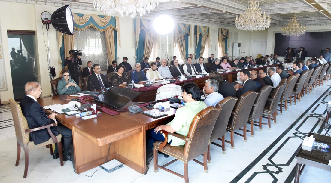 ماہ رمضان،حکومت عوام کو مفت آٹے کی فراہمی یقینی بنائیگی، شہباز شریف کا ایس کے نیازی کے دوران ملاقات جواب