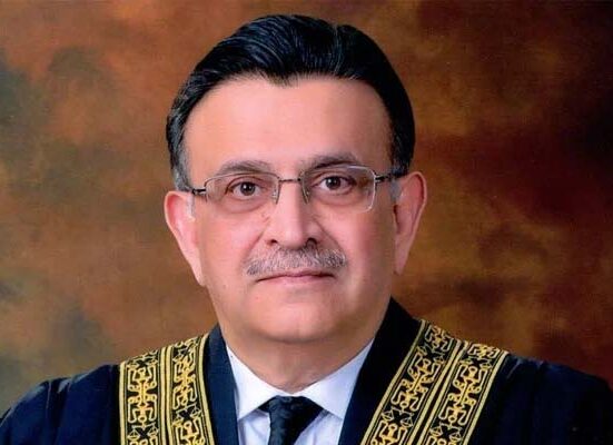 ارشد شریف کو بیرون ملک سپورٹ اور تحفظ دینے والوں پر الزامات حیران کن ہیں، چیف جسٹس