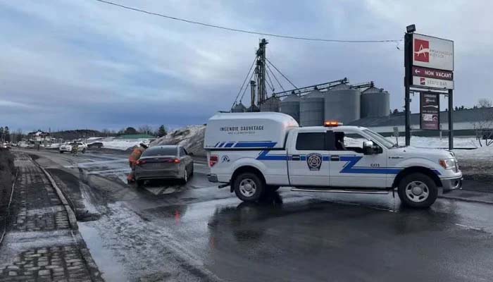 canida کینیڈا،ڈرائیور نے ٹرک راہگیروں پر چڑھا دیا، 2 افراد ہلاک