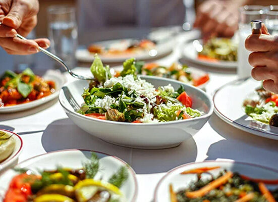 دن بھر میں کتنی بار کھانا کھانا مفید ہے؟