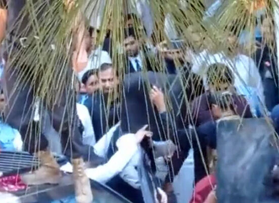 چیئرمین پی ٹی آئی عمران خان اسلام آباد ہائیکورٹ میں پیش