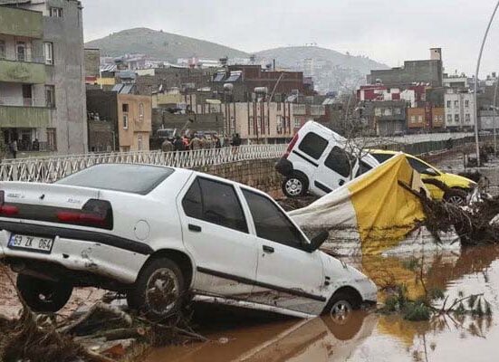 turkey ترکی میں زلزلے سے متاثرہ علاقوں میں بارشوں اور سیلاب نے تباہی مچادی، 14 افراد جاں بحق