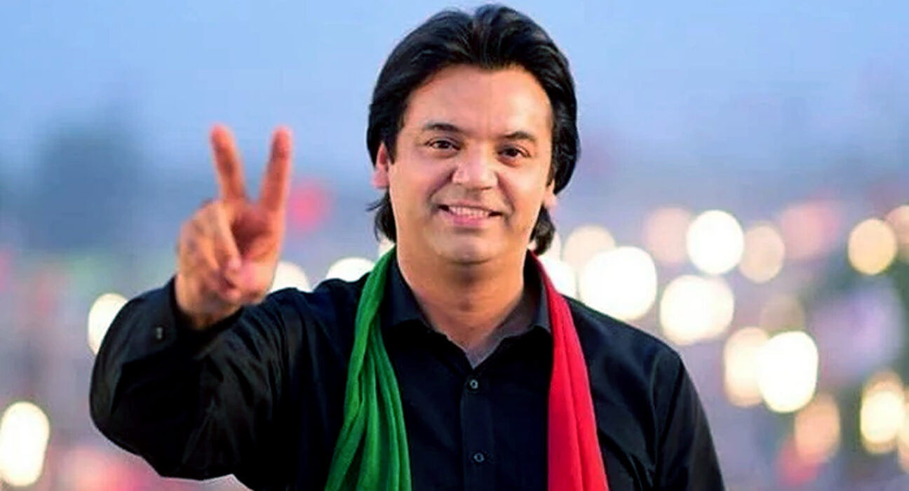 سیالکوٹ، عثمان ڈار کی رہائشگاہ اور فیکٹری سیل