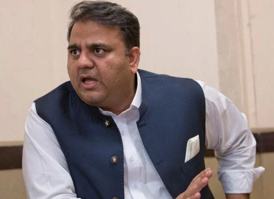 فواد چوہدری کی پرویز الہیٰ کے گھر پر چھاپے کی شدید مذمت