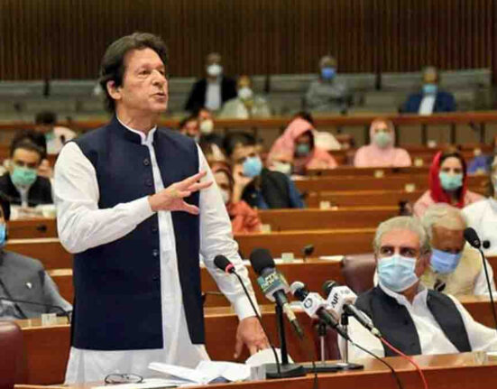عمران خان کو قومی اسمبلی توڑے ایک سال ہوگیا