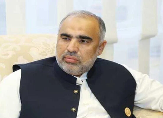 حکومت آگے بڑھے الیکشن پر مذاکرات کیلئے تیار ہیں ، اسد قیصر