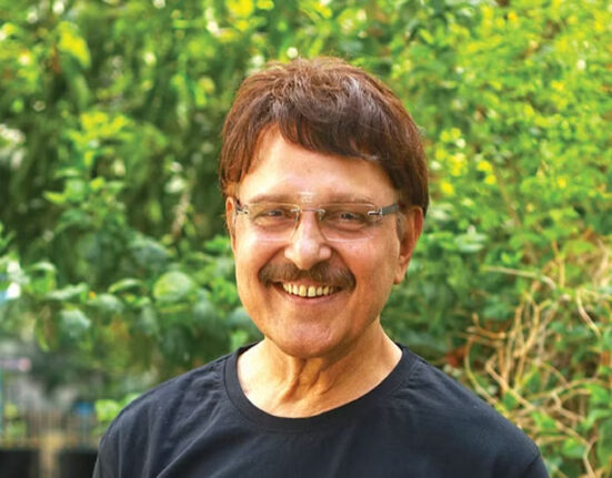 مشہور بھارتی اداکار سراٹھ بابو تشویشناک حالت کے باعث وینٹی لیٹر پر منتقل