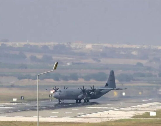 سوڈان؛ شہریوں کے انخلاء کیلئے جانے والے ترک طیارے پر فائرنگ