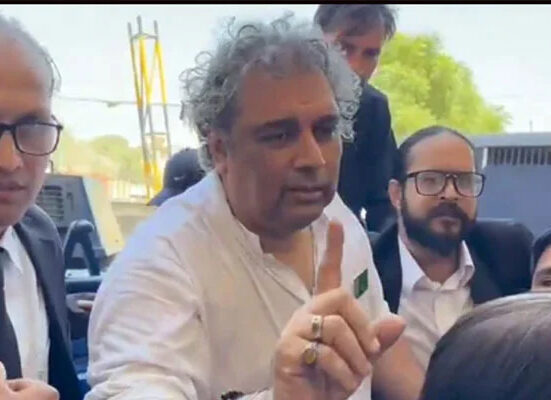 علی زیدی کا پی ٹی آئی اور سیاست چھوڑنے کا اعلان