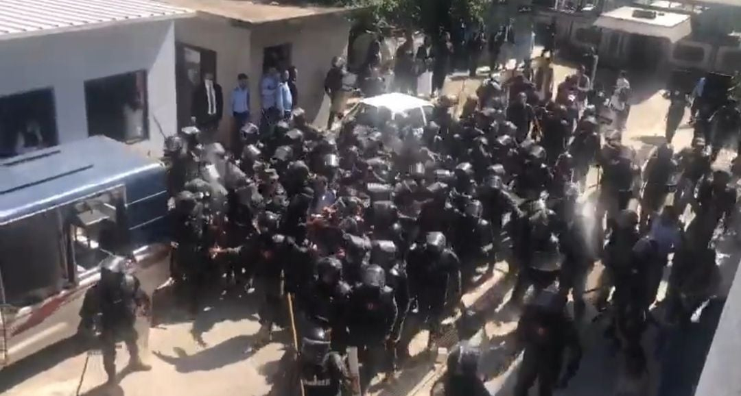 عمران خان کی گرفتاری کے وارنٹ کس نے جاری کیے ؟ تفصیلات سامنے آگئیں