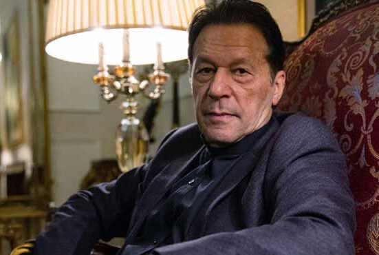 سابق وزیراعظم عمرا ن خان کے انتہائی قریبی ساتھی نے پارٹی کو خیر باد کہہ دیا