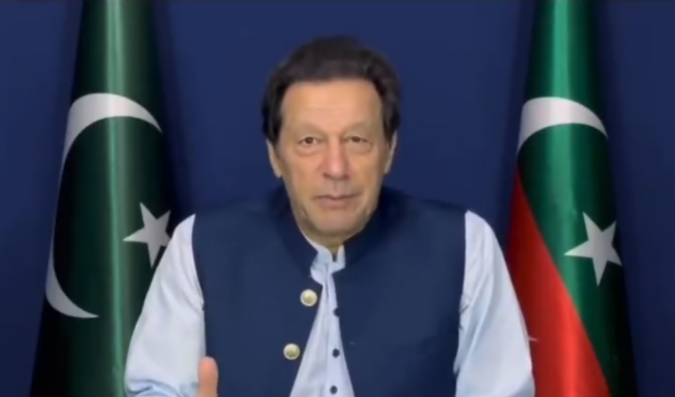 عمران خان نے اپنی نااہلی کی صورت میں پارٹی سربراہ کے نام کااعلان کردیا