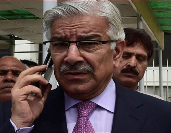 نئی فوجی عدالتیں نہیں بنائی جارہیں ،وفاقی وزیر خواجہ آصف