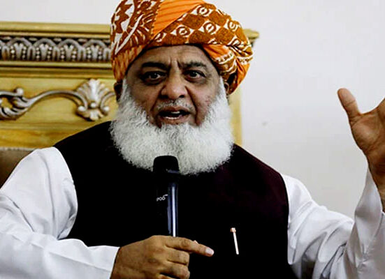 دھرنا چیف جسٹس کے استعفے تک جاری رہےگا، جے یو آئی