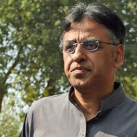 سہیل آفریدی کی کارکردگی پر جو بھی رائے ہو لیکن حقیقت میں وہ پختونوں کا ایک ہیرو ہے، اسد عمر