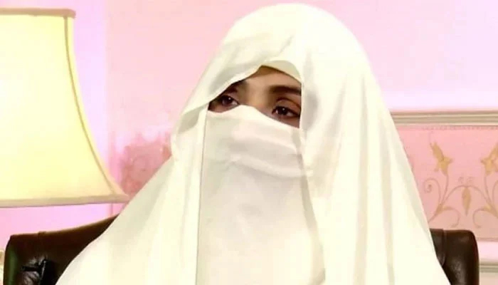 190 ملین پاﺅنڈ کرپشن ، بشریٰ بی بی آج نیب طلب