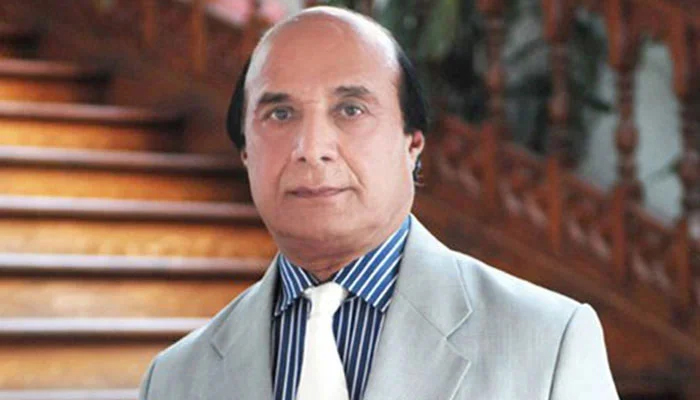 لطیف کھوسہ کے گھر فائرنگ کا ملزم گرفتار، اگلا ہدف اعتزاز احسن تھے۔
