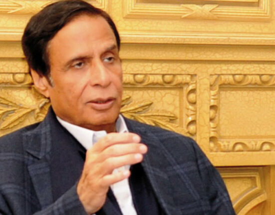 گرفتار پرویز الٰہی کو عدالت میں پیش کردیاگیا