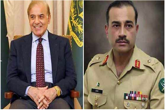 وزیراعظم اور آرمی چیف فوجی جوانوں کیساتھ عید منانے پاک افغان سرحد پہنچ گئے