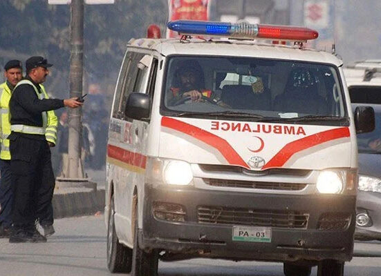 سلنڈر پھٹنے سے تین منزلہ عمارت گرگئی ، ملبے تلے دب کر 3 افرا د جاں بحق