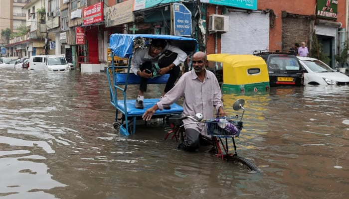 بھارت ، بارش اور سیلاب سے اموات 37 ہوگئیں