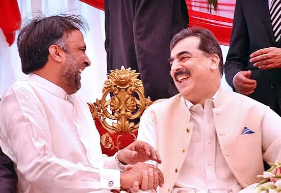 پیپلزپارٹی کس انتخابی نشان پر الیکشن لڑےگی ؟ قمر زمان کائرہ نے بتادیا