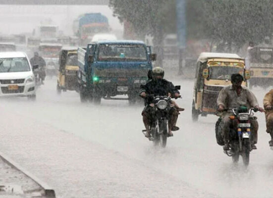 حالیہ بارشوں نے ملک بھر میں 76 افراد کی جان لے لی