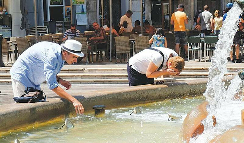 یورپ کے کئی ممالک میں شدید گرمی سے عوا م بے حال ، ریڈ الرٹ جاری