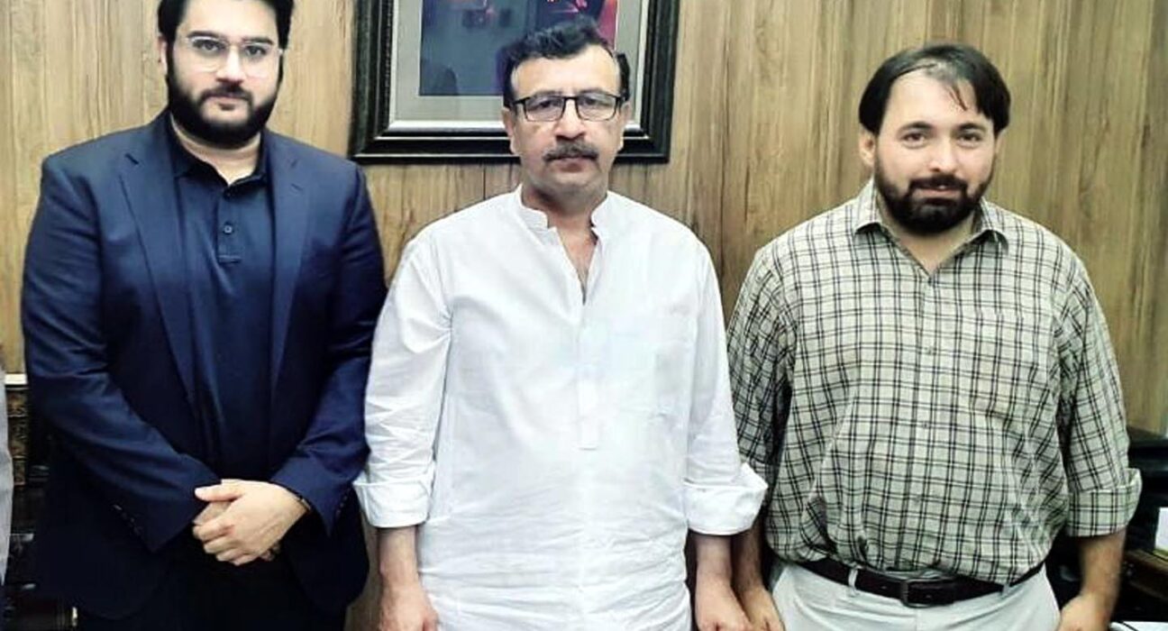 ایم ڈی روز ٹی وی عبدالرافع خان نیازی اور نوید خان نیازی کی پی آئی او عاصم خان کچھی سے ملاقات
