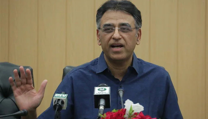 نواز شریف کو پی ٹی آئی کیخلاف الیکشن لڑوائیں پتا چل جائیا ، اسد عمر کا ن لیگ کو چیلنج