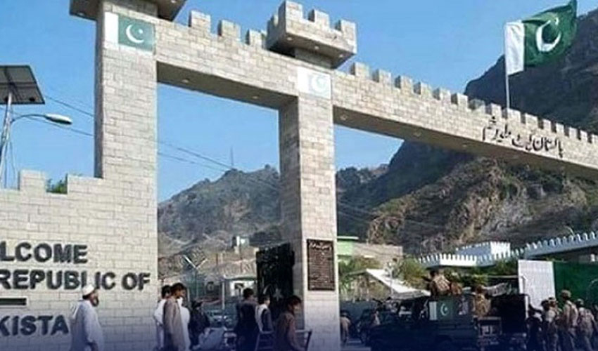 پاکستان اور افغان فورسز کے درمیان فائرنگ ، طورخم سرحد بند