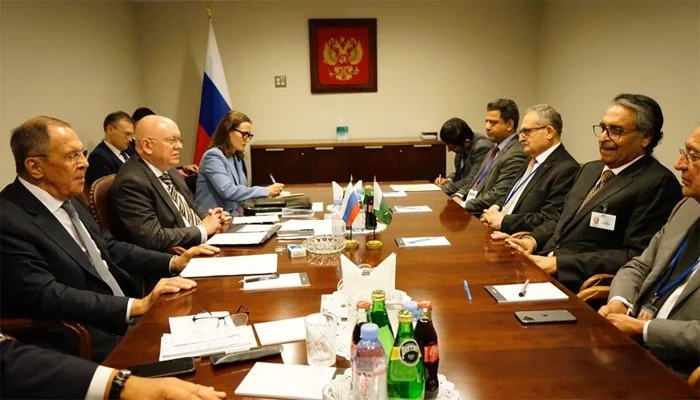 نگراں وزیر خارجہ کی روسی ہم منصب سے ملاقات