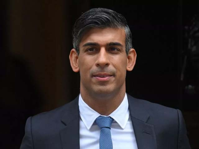 برطانوی حکومت کا اگلی نسل کی حفاظت کیلئے سگریٹ پر پابندی پر غور