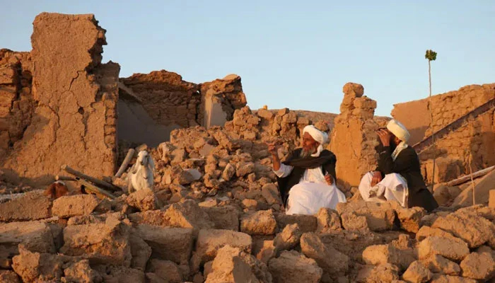 افغانستان میں زلزلہ ، ہلاکتیں 2 ہزار سے زائد ہوگئیں