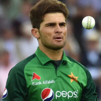 کرکٹر شاہین آفریدی ٹیسٹ ٹیم سے مستقل طور پر باہر، پی سی بی کا بڑا فیصلہ سامنے آگیا