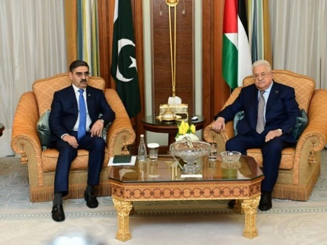 پاکستان فلسطین کی سفارتی حمایت جاری رکھے گا، وزیراعظم کی فلسطینی صدر کو یقین دہانی