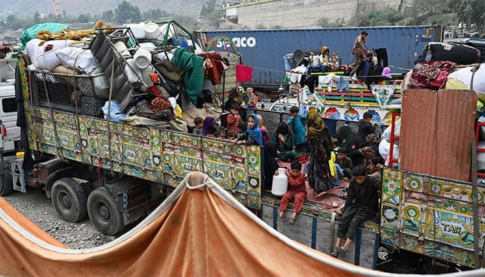 پاکستان ودیگر ممالک افغان پناہ گزینوں کیلئے اپنی ذمے داری پوری کریں ، امریکی محکمہ خارجہ