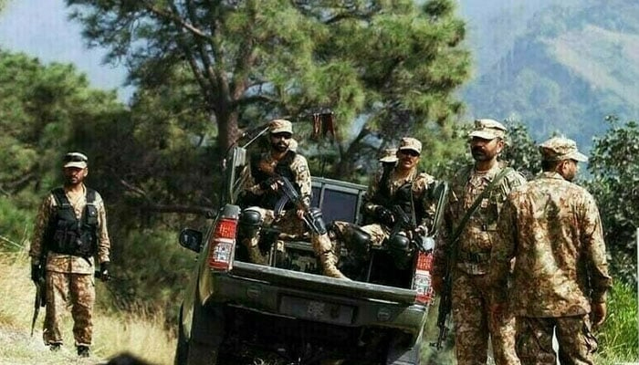 ڈیرہ اسماعیل خان ، مختلف کارروائیو ں میں 27 دہشتگرد ہلاک