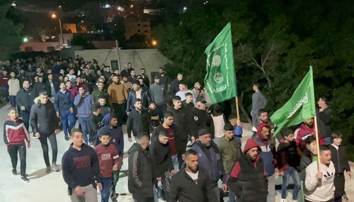 حماس رہنما کی شہادت، رام اللہ میں لوگ سڑکوں پر نکل آئے