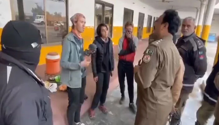 رحیم یار خان ، غیر ملکی سائیکلسٹ کو تھپڑ مارنے والا اے ایس آئی معطل