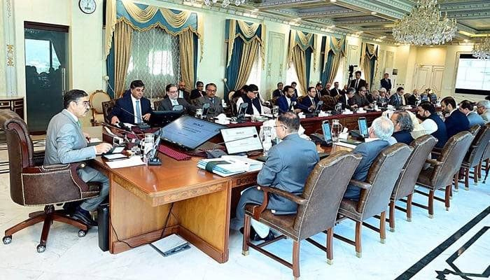 وفاقی وزراءاور سرکاری افسران کے غیر ملکی دورے منسوخ