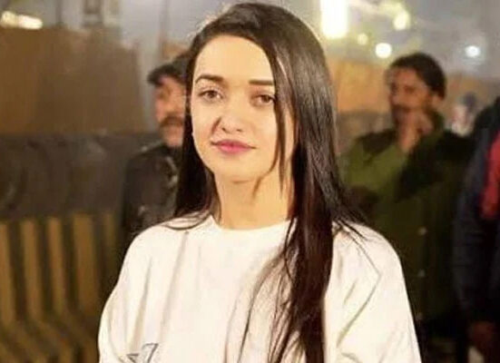 پی ٹی آئی کارکن صنم جاوید طبیعت خراب ہونے پر جیل سے اسپتال منتقل