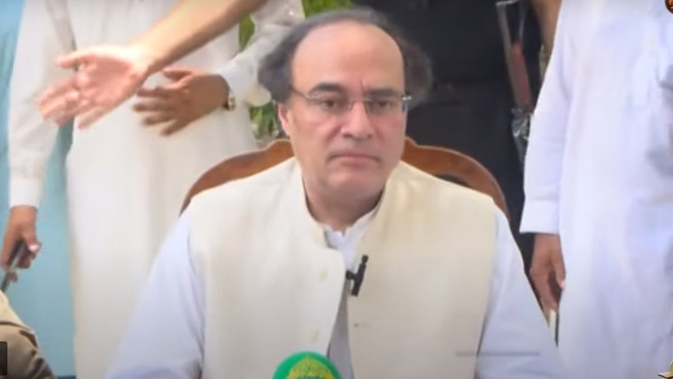 ملکی ترقی کیلئے سب کچھ پرائیویٹ سیکٹر کے حوالے کرناہوگا، وفاقی وزیر خزانہ