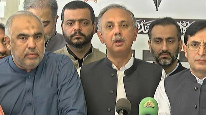 پاکستان تحریک انصاف نے کسی بھی ملٹری آپریشن کی مخالفت کردی