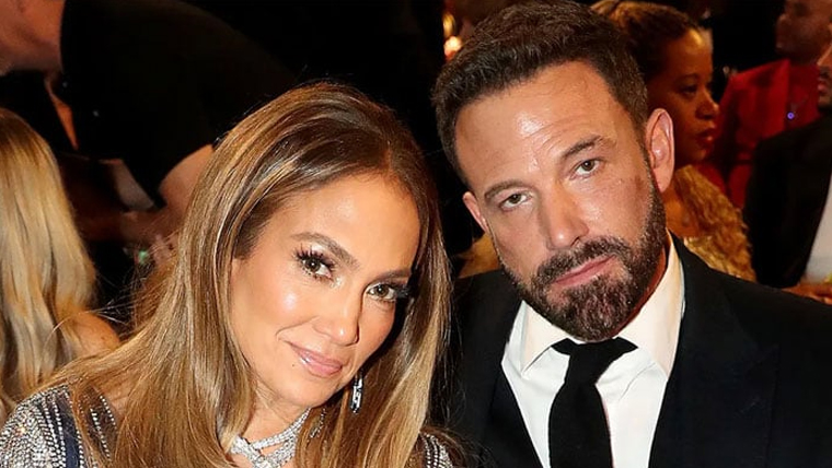 جینیفر لوپیز نے شادی کے دو سال بعد طلاق مانگ لی