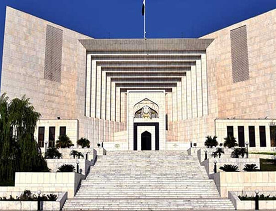 سپریم کورٹ کا اہم فیصلہ! 71 سال بعد بہنوں کو وراثتی جائیداد میں حصہ دینے کا حکم